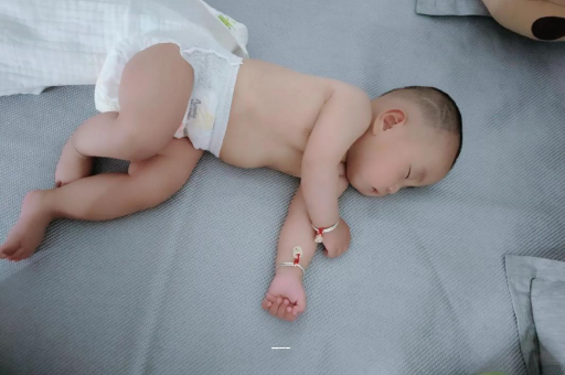 福安宝宝上火有眼屎